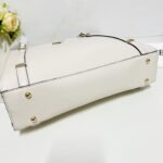 guess bag VG949323 尺寸33.5x10x26.5cm