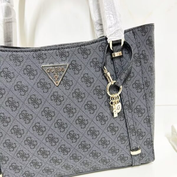 guess bag VG949323 尺寸33.5x10x26.5cm