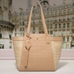 CHCH BAG 230702-M44 42x13.5x30.5cm