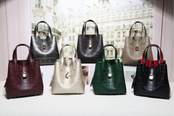 chch bag 210225-M01 20x14x21cm