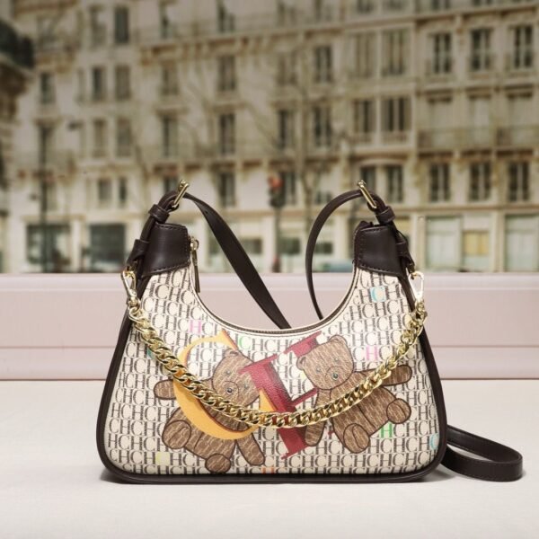 chch bag 230626 28x7x21cm