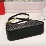 chch bag 230626 28x7x21cm