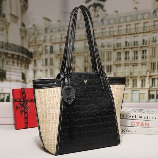 CHCH BAG 230702-M44 42x13.5x30.5cm