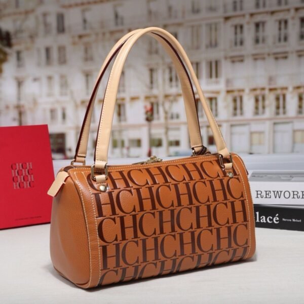 CHCH bag 240433 size 29.5x13x16.5cm