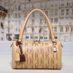 CHCH bag 240433 size 29.5x13x16.5cm