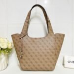 Guess bag BG964022 25.5×12×29cm 袋口44.5cm