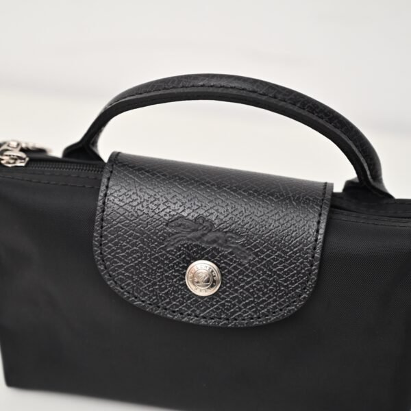 Longchamp LC01