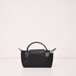 Longchamp LC01