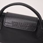 Longchamp LC01
