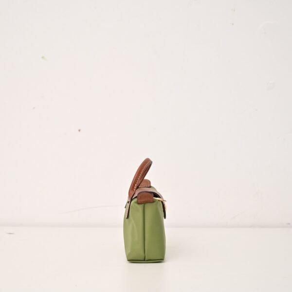 Longchamp LC01