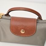 Longchamp LC01