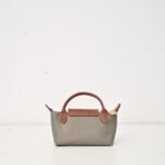 Longchamp LC01