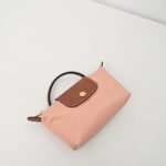 Longchamp LC01