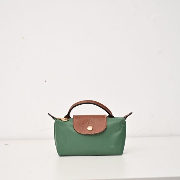 Longchamp LC01