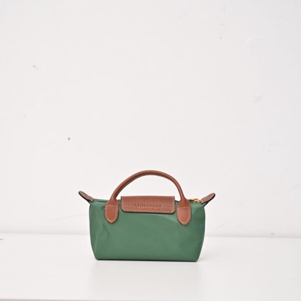 Longchamp LC01