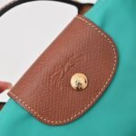 Longchamp LC01