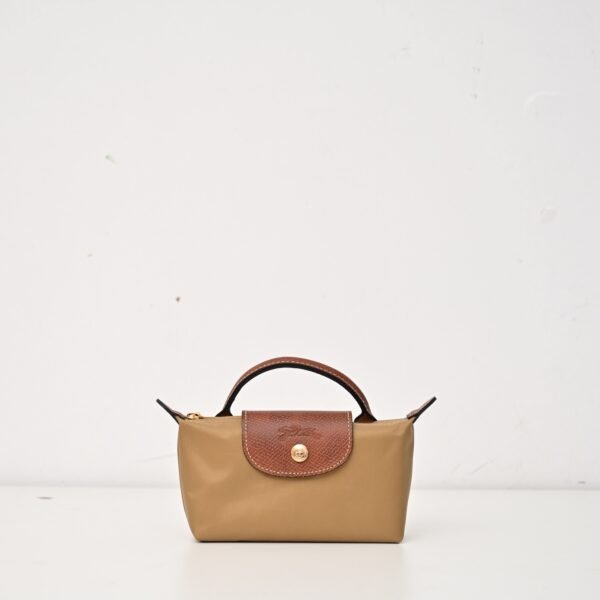 Longchamp LC01