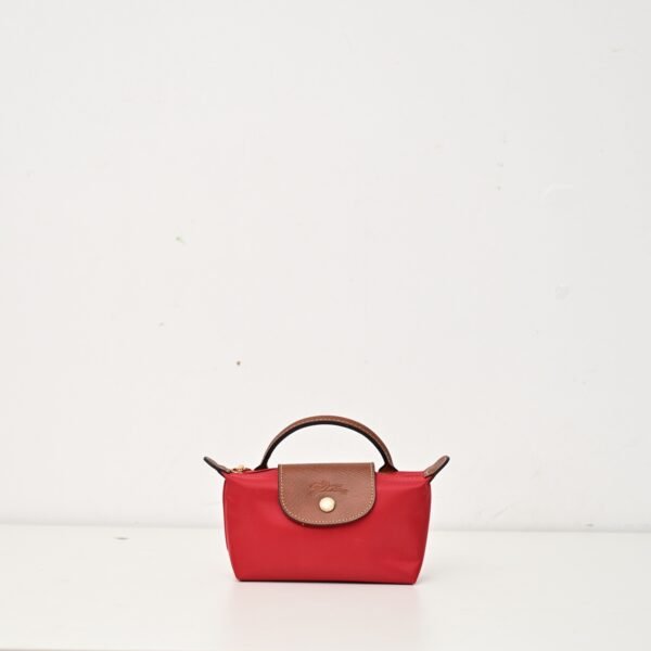 Longchamp LC01
