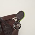 Longchamp LC01