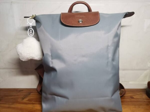 Longchamp LC02