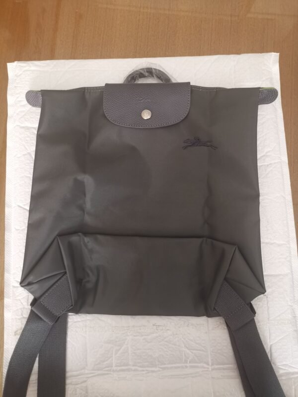 Longchamp LC02