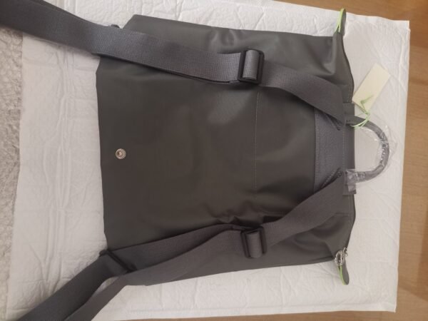 Longchamp LC02