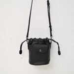 Longchamp LC03