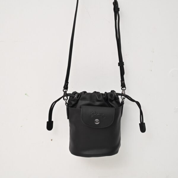 Longchamp LC03