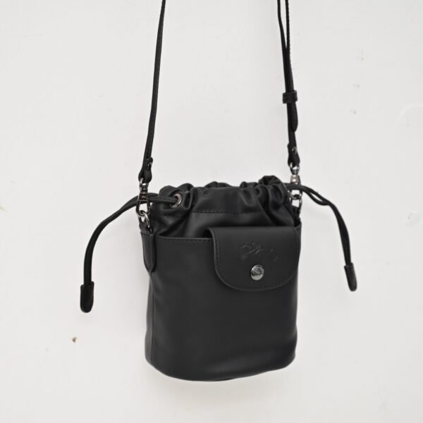 Longchamp LC03