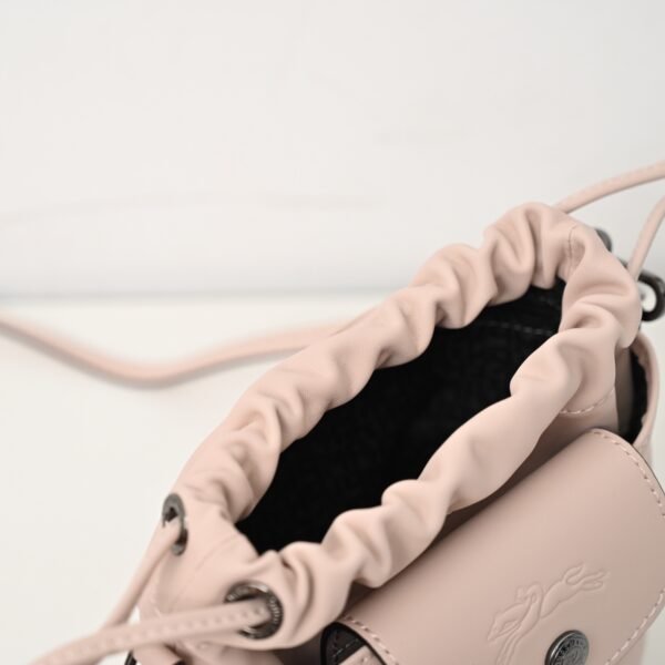 Longchamp LC03