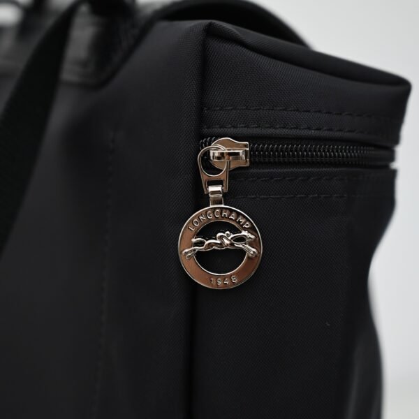 Longchamp LC07
