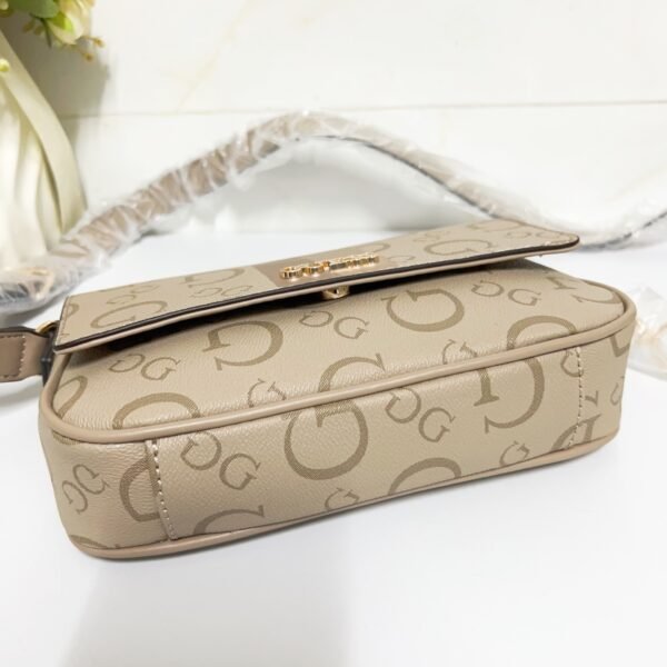 Guess bag PE997820 23x5x15.5cm
