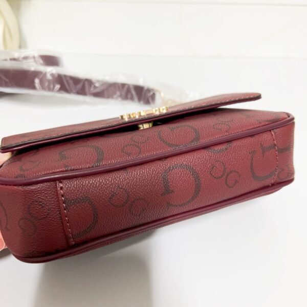 Guess bag PE997820 23x5x15.5cm