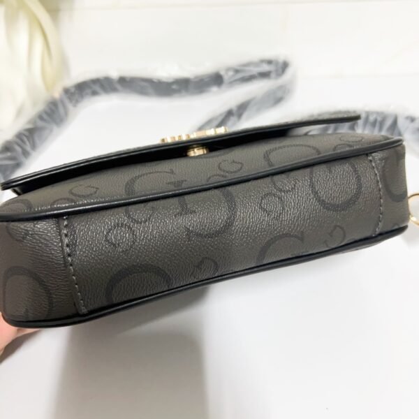 Guess bag PE997820 23x5x15.5cm