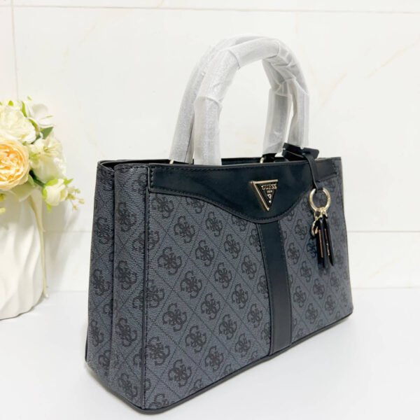 guess bag PM952106 31x11.5x19cm