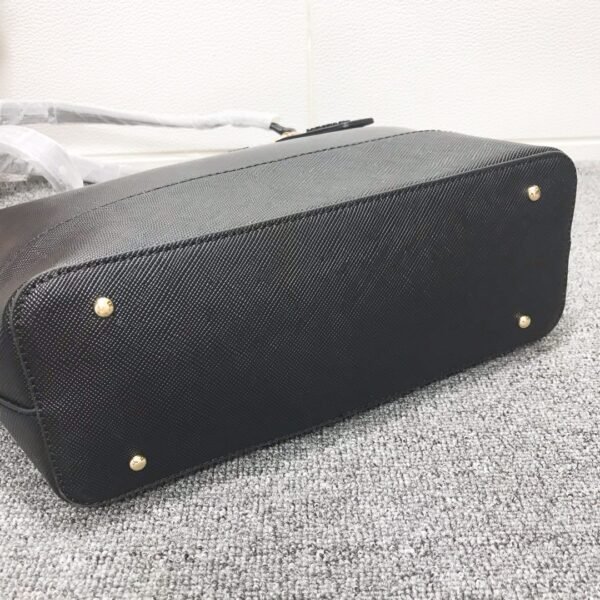 Guess bag SV787823 31x12x27
