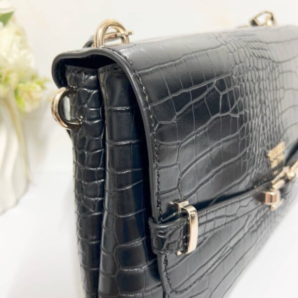 Guess bag VG952719 29.5x7.5x20.5cm