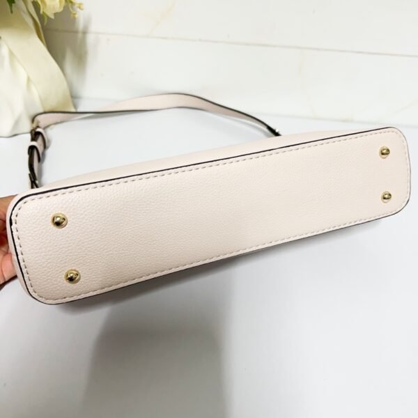 Guess bag VG952717 29.5x7x13cm