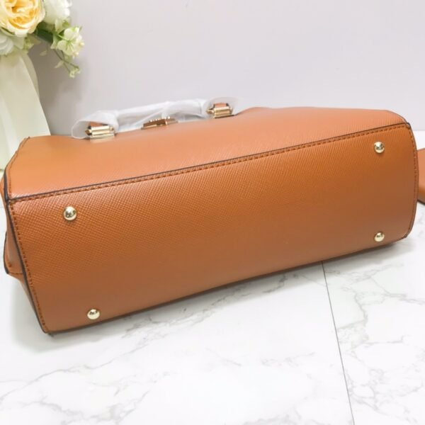 Guess bag GUE0004 29×10×23.5cm