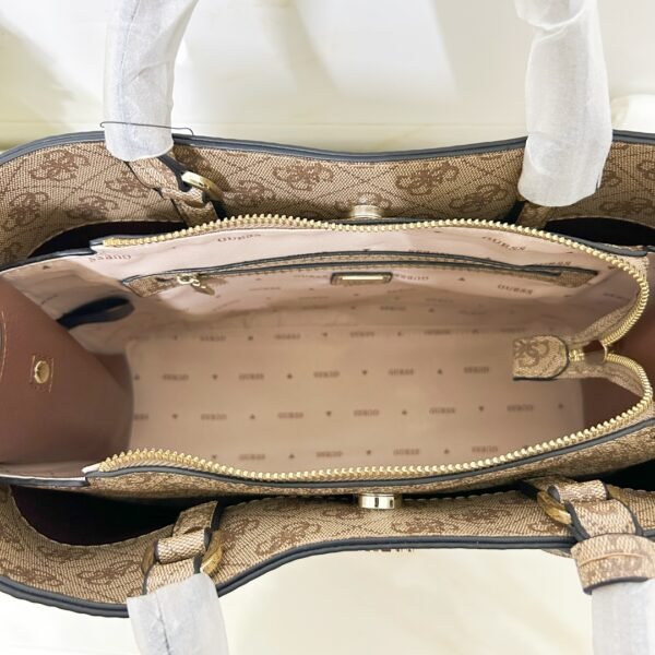 Guess bag QG877806 30.8×10.5×23.5cm