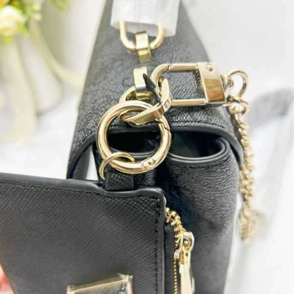 Guess bag SG896820 25.5×8×19cm