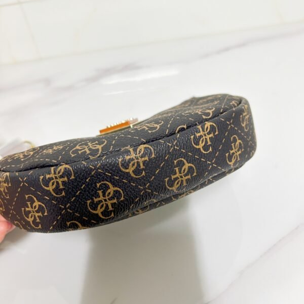 SG896872 15×4×11cm（top 20cm）