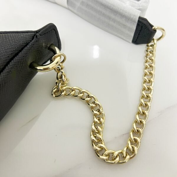 SG896872 15×4×11cm（top 20cm）