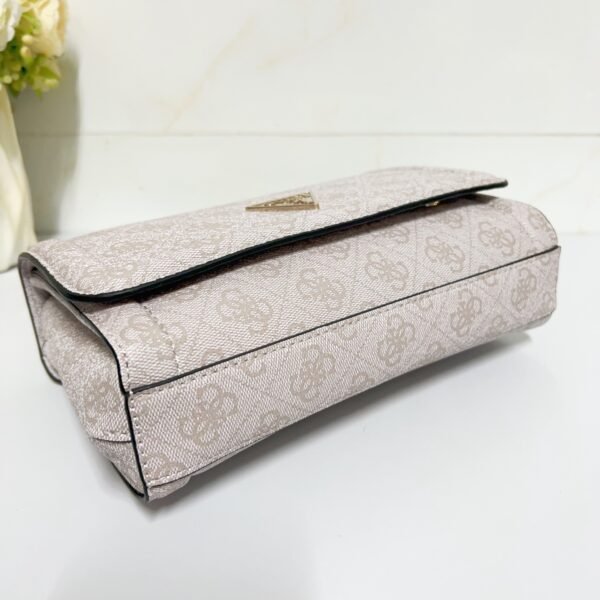 Guess bag VG787921 24.5×8×16.5cm