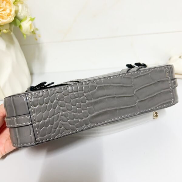 Guess bag ZG963618 25.8x6x14.5cm