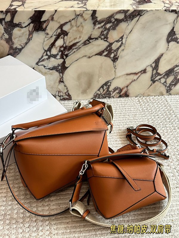 L*0*ewe bag LOE01 aaaa 2 sizes (big size 24x15cm; small size 18x10cm)