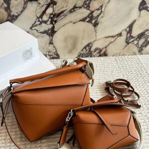 L*0*ewe bag LOE01 aaaa 2 sizes (big size 24x15cm; small size 18x10cm)