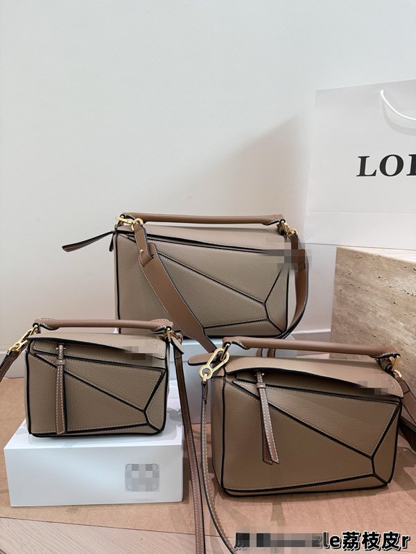 L*0*ewe bag LOE02 aaaa 3 sizes (L size 29x18cm; M size 24x15cm; S size 19x11cm)