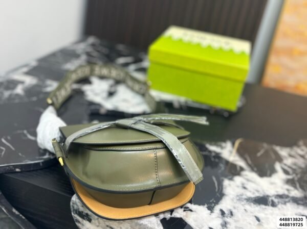 L0*ewe bag LOE04 (big size 22x20cm; small size 16x15cm)