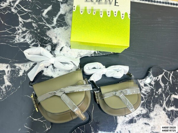 L0*ewe bag LOE04 (big size 22x20cm; small size 16x15cm)